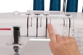 Máquina de Costura Galoneira Modelo 2000CPX Janome Uso doméstico Costura Diversos Tipos de Tecidos Moda Praia Roupas Fitness Lingerie Malhas