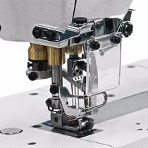 Máquina de Costura Industrial Galoneira, Ponto Corrente, 3 Agulhas, 5 Fios, 6000ppm, FY31016
