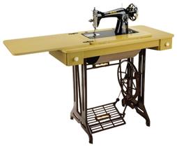 Máquina De Costura Reta Elgin B3 Pretinha C/ Móvel E Pedal Modelo Retrô C/ Kit De Acessórios