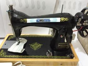 Máquina de costura Semi-industrial pretinha - FOX