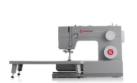 Máquina de costura SINGER Heavy Duty 4432 com mesa de extensão Máquina de costura SINGER Heavy Duty 4432 com mesa de extensão