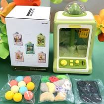 Máquina de Diversão Pega Ursinhos Maquininha De Pegar Bichinho Infantil Garra Com Brindes e fichas Cor:Verdee Máquina de Diversão Pega Ursinhos Maquininha De Pegar Bichinho Infantil Garra Com Brindes e fichas Cor:Verdee