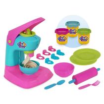 Máquina de Massinha de Modelar Club Kit Le Chef c/Acessórios Máquina de Massinha de Modelar Club Kit Le Chef c/Acessórios
