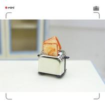 Máquina de pão em miniatura Toy Doll House DIY Accessories