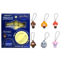 Máquina de Surpresas Harry Potter com 6 Personagens Leo&Leo Leonora - 10666 Máquina de Surpresas Harry Potter com 6 Personagens Leo&Leo Leonora - 10666