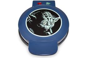 Máquina de Waffles Star Wars Yoda - Uncanny Brands - Antiaderente