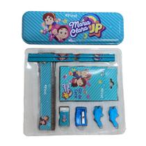 Maria Clara e JP Kit Escolar Completo com Estojo, Lápis, Giz de Cera, Régua, Apontador e Folhas de Papel Azul Maria Clara e JP Kit Escolar Completo com Estojo, Lápis, Giz de Cera, Régua, Apontador e Folhas de Papel Azul