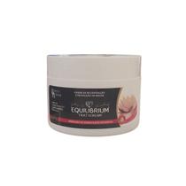 Máscara Cabelos Danificados ou Quimicamente Tratados Equilibrium Paris Color 300g Máscara Cabelos Danificados ou Quimicamente Tratados Equilibrium Paris Color 300g