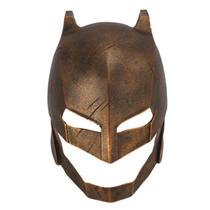 Máscara de cosplay Batman, o Cavaleiro das Trevas, Bronze, danificada pela batalha