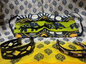 mascara indiana+ duas pulseiras