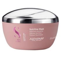 Máscara Moisture Nutritive Semi Di Lino Alfaparf 200ml Nutrição Hidratação Brilho e Proteção Diário