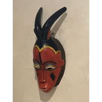 Máscara Tribal Africana Vermelha - 51 X 19cm
