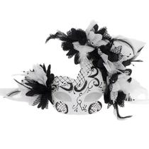 Máscaras de máscaras com design floral de penas brancas e pretas Máscaras de máscaras com design floral de penas brancas e pretas