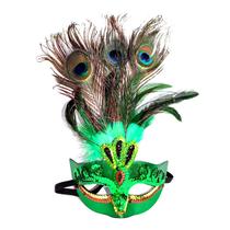 Máscaras de máscaras: pena de pavão, lantejoulas verdes e douradas