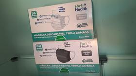 Mascaras descartaveis tripla camada 50 unidades 1 cx Mascaras descartaveis tripla camada 50 unidades 1 cx