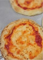 Massa de Pizza Pré-Assada 30 cm com Molho de Tomate