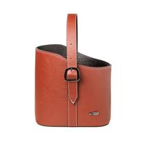 Mateira para Chimarrão Raiz Matetri Comporta Térmica de 1L - Alça de Mão Ajustável -