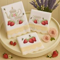 Matrizes de Bordado Cha de Morangos Bules Xicaras Cozinha Cafe Compose enxoval pano de prato Toalhas - Ateliê Bordô