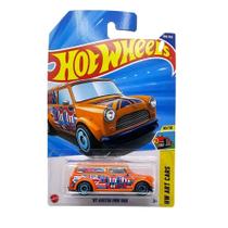 Mattel Hot Wheels 67 Austin Mini Van