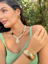 Maxi Colar em Pérolas Estilo Boho com Detalhes em Porcelana