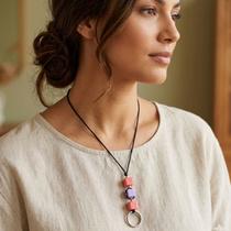 Maxi Colar Longo Feminino Lilás Rosa Artesanal Resina Plástica Exclusivo Feito à Mão Maxi Colar Longo Feminino Lilás Rosa Artesanal Resina Plástica Exclusivo Feito à Mão