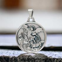 Medalha de são miguel arcanjo prateada proteção devoção 3x3cm