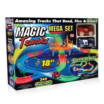 Mega Set Toy Ontel Magic Tracks com 2 carros de corrida de LED e pista de 5,5 m