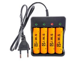 Mega Top Carregador Quadruplo JWS + 4 Baterias Ultra chip jws Gold now 18650 8800 mah ate 11 horas