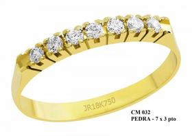Meia Aliança de Ouro 18K Georgia com Brilhante Zircônias Meia Aliança de Ouro 18K Georgia com Brilhante Zircônias