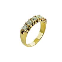 Meia Aliança em Ouro 18k com Diamantes - Joia Clássica e Elegante