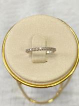 Meia Aliança Em Ouro Branco 18k Peso: 1,03gr