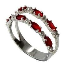 Meia Aliança Em Prata 950 Com Zircônias Vermelhas