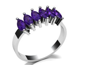 Meia Aliança Navete Prata Com ametista sintetica