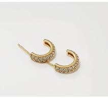 Meia Argola Cravejada de Zircônias 2 Fileiras Meia Argola Cravejada de Zircônias 2 Fileiras