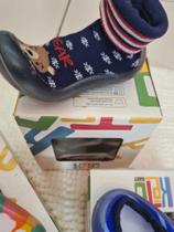 Meia bebê com solado de borrachudo