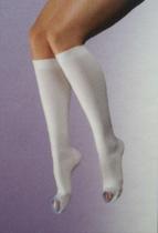 Meias Compressivas AES Antiembolia e Antitrombo AD - Panturrilha - ESTERILIZADA da VENOSAN