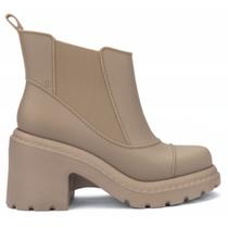 Melissa bota courtney boot Melissa bota courtney boot