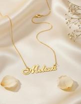 Melissa colar de nome folheado a ouro 18k