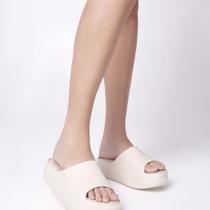 Melissa free platform slide