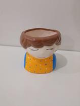 Menino suculenta grande