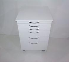 Mesa Auxiliar Clínico 05 Gavetas - Deki Mesa Auxiliar Clínico 05 Gavetas - Deki