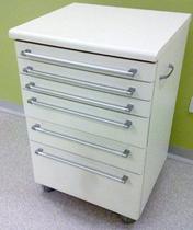 Mesa Auxiliar Para Clinicas - Branca C/ Puxador Prata