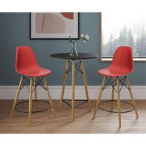 Mesa Bistrô Eames Eiffel Preta Com 2 Banquetas Vermelhas De Madeira - Cor: Preto