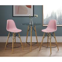 Mesa Bistrô Eames Eiffel Vidro com 2 Banquetas Rosas de Madeira