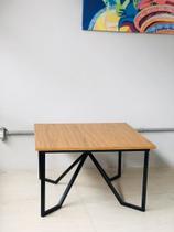 mesa centro quadrada