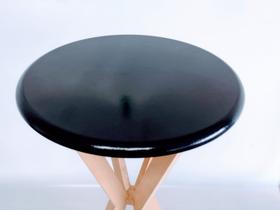 Mesa centro redonda cores, preto, branco, vermelho, transparente Mesa centro redonda cores, preto, branco, vermelho, transparente