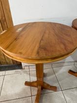 Mesa circular madeira