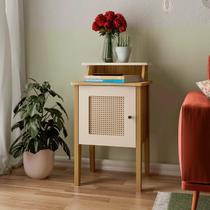 Mesa De Apoio Com 1 Porta Artely Charlotte Cor Carvalho com Off White Mesa De Apoio Com 1 Porta Artely Charlotte Cor Carvalho com Off White