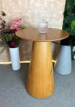 Mesa de Apoio Cone Laminada em Madeira Natural - Tampo 60 cm Altura 70 cm - Personal Decor Design