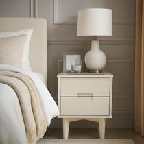 Mesa de Cabeceira 2 Gavetas 59,7x50cm Alana Mesa de Cabeceira 2 Gavetas 59,7x50cm Alana